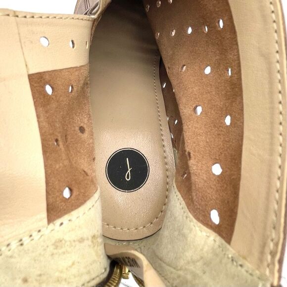 Journee Collection Ulima Leather Block Heel Bootie Walnut Brown Women’s Size 6 - Picture 13 of 16